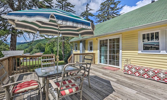 Bakersville Cottage | 102 m² Cabin ∙ 3 bedrooms ∙ 4 guests