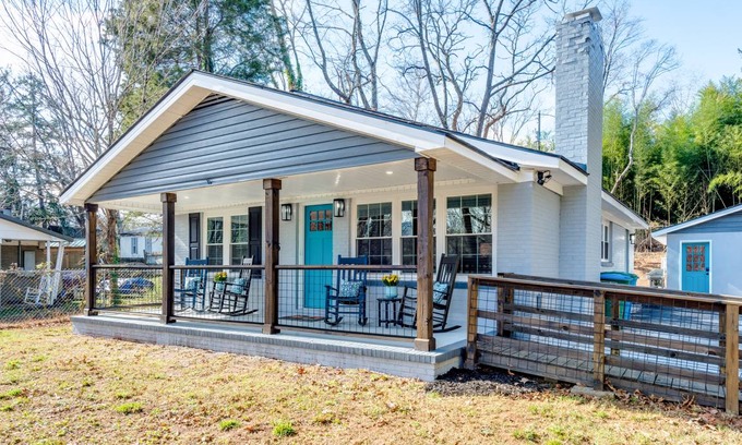 Swannanoa House | 102 m² House ∙ 2 bedrooms ∙ 6 guests