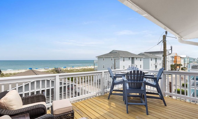 Carolina Beach Condo | 105 m² Condo ∙ 3 bedrooms ∙ 6 guests