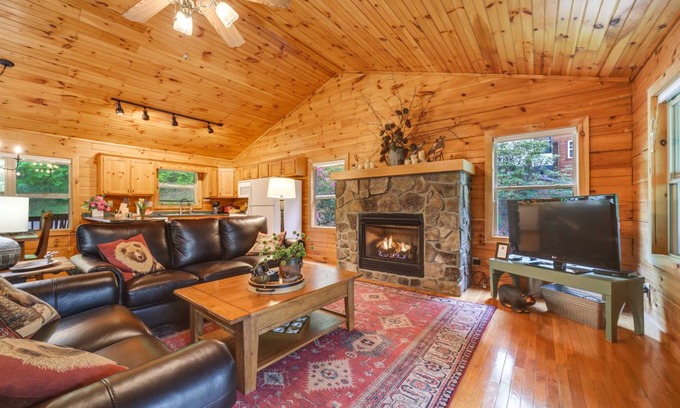 Waynesville House | 106 m² House ∙ 2 bedrooms ∙ 4 guests