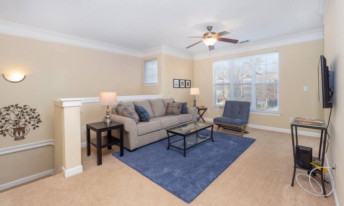 Southwest Raleigh Apartment | 111 m² Apartment ∙ 2 bedrooms ∙ 4 guests