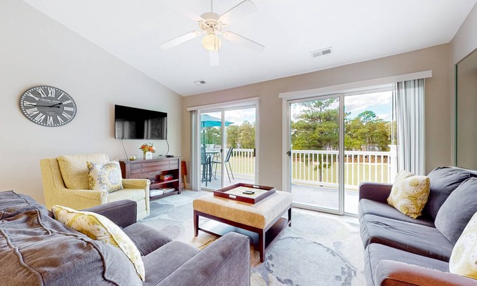 Calabash Condo | 112 m² Condo ∙ 2 bedrooms ∙ 6 guests