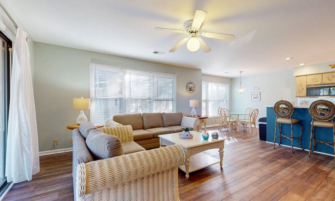 Sea Trail Condo | 112 m² Condo ∙ 2 bedrooms ∙ 8 guests