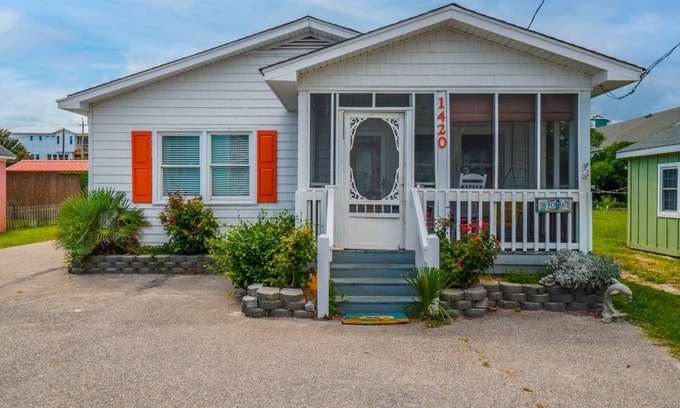 Wilmington Beach House | 114 m² House ∙ 3 bedrooms ∙ 8 guests