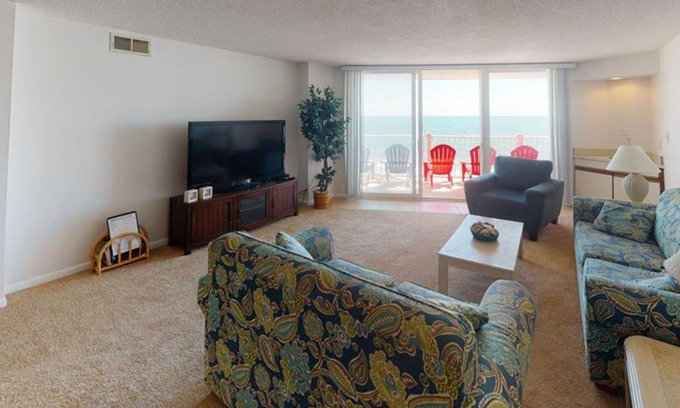 Sneads Ferry Condo | 114 m² Condo ∙ 3 bedrooms ∙ 8 guests