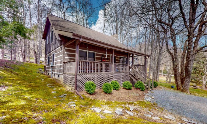 Seven Devils Cabin | 120 m² Cabin ∙ 2 bedrooms ∙ 6 guests