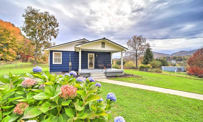 Asheville House | 120 m² House ∙ 2 bedrooms ∙ 4 guests