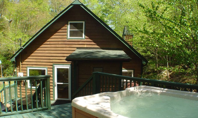 Todd House | 120 m² House ∙ 3 bedrooms ∙ 6 guests