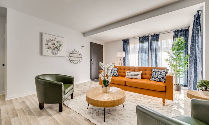 Madison Park House | 125 m² House ∙ 2 bedrooms ∙ 4 guests
