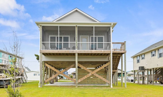 Surf City House | 125 m² House ∙ 3 bedrooms ∙ 8 guests