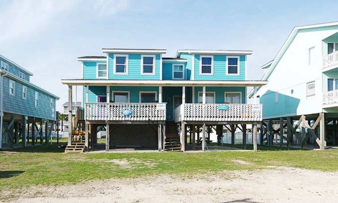 Holden Beach House | 125 m² House ∙ 4 bedrooms ∙ 9 guests