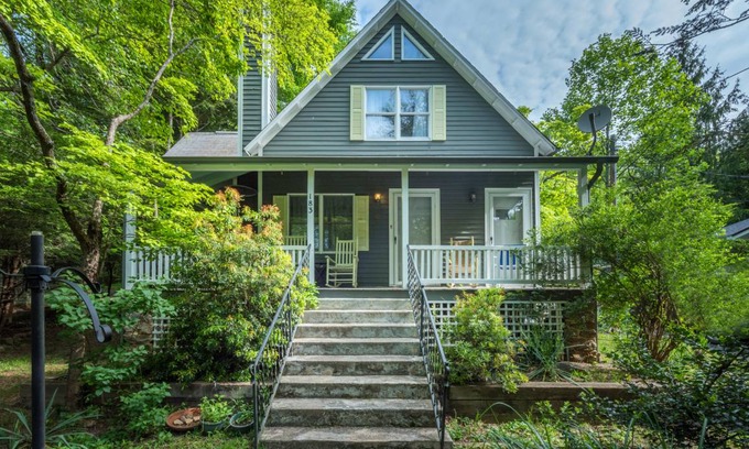 Montreat House | 127 m² House ∙ 4 bedrooms ∙ 9 guests