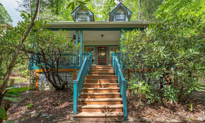 Montreat House | 127 m² House ∙ 4 bedrooms ∙ 8 guests