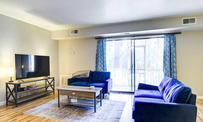 Southwest Raleigh Apartment | 130 m² Apartment ∙ 3 bedrooms ∙ 5 guests