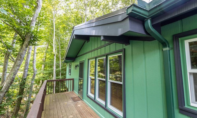 Beech Mountain Ski Chalet | 130 m² Chalet ∙ 3 bedrooms ∙ 9 guests