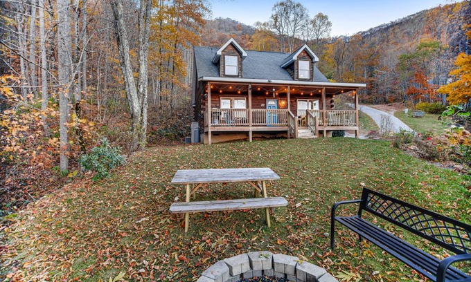 Cullowhee House | 139 m² House ∙ 3 bedrooms ∙ 10 guests
