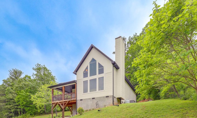 Asheville House | 147 m² House ∙ 3 bedrooms ∙ 8 guests