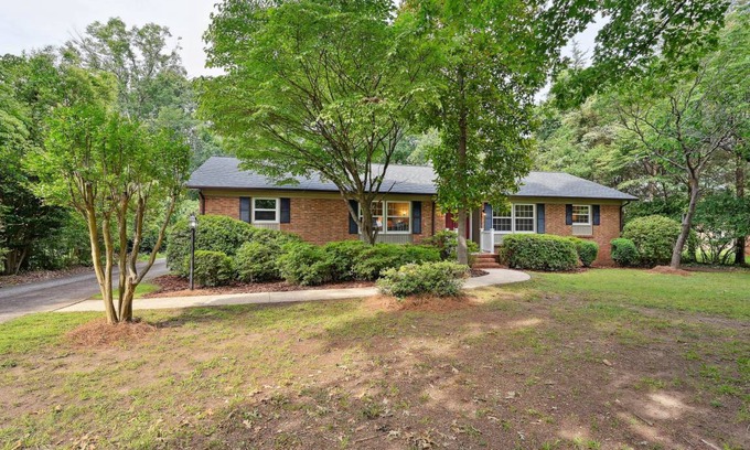 Greensboro House | 148 m² House ∙ 3 bedrooms ∙ 5 guests