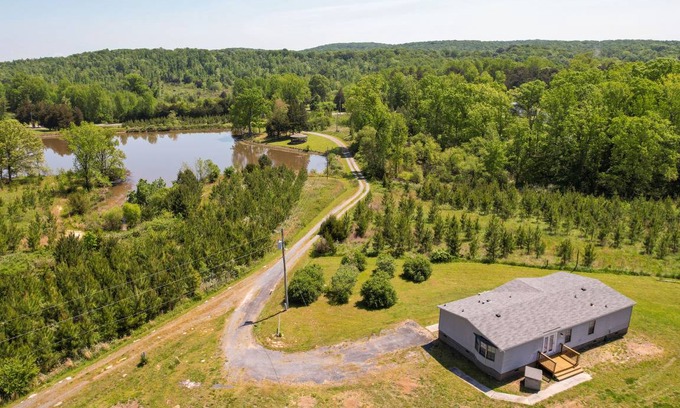 Asheboro House | 151 m² House ∙ 3 bedrooms ∙ 6 guests