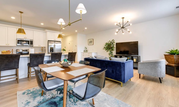 Lincoln Heights Apartment | 153 m² Apartment ∙ 3 bedrooms ∙ 6 guests