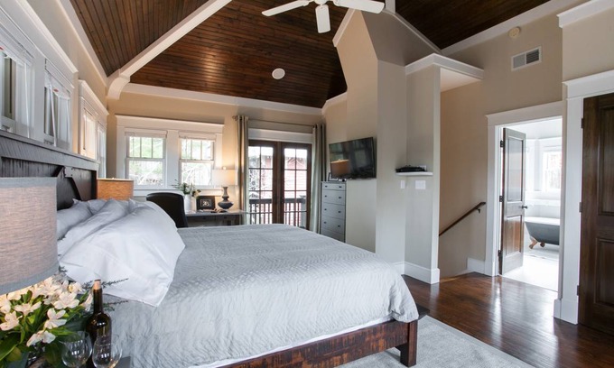 Cheshire House | 153 m² House ∙ 2 bedrooms ∙ 4 guests