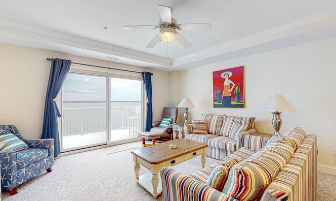 Indian Beach Condo | 154 m² Condo ∙ 3 bedrooms ∙ 6 guests