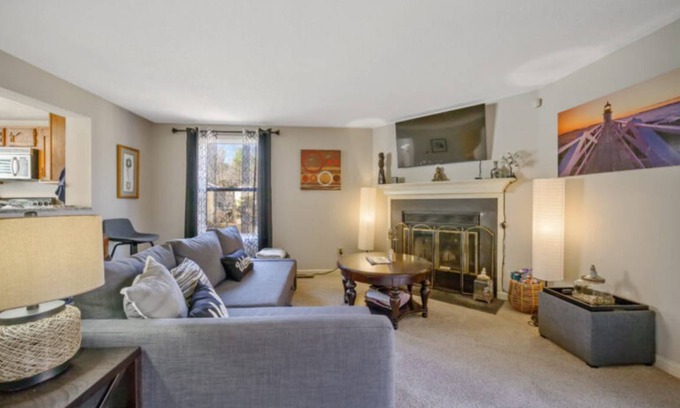 North Raleigh Apartment | 158 m² Apartment ∙ 3 bedrooms ∙ 8 guests