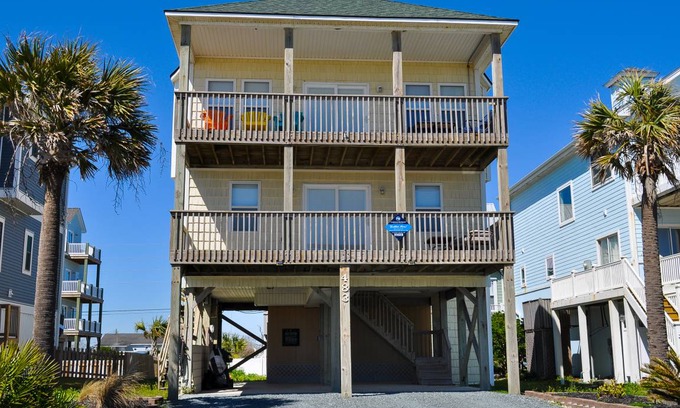 North Topsail Beach House | 158 m² House ∙ 4 bedrooms ∙ 8 guests