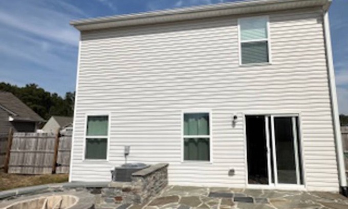 Creedmoor House | 163 m² House ∙ 3 bedrooms ∙ 8 guests