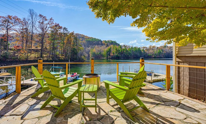 Robbinsville Cottage | 185 m² Cabin ∙ 4 bedrooms ∙ 8 guests
