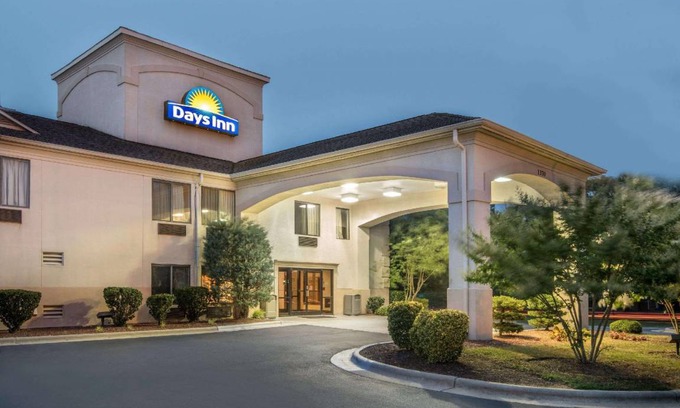 Haw River Hotel | 19 m² Hotel ∙ 127 guests