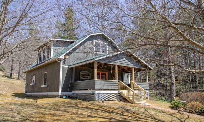 Apple Ridge Cabin | 193 m² Cabin ∙ 3 bedrooms ∙ 8 guests