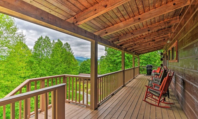 Bryson City House | 195 m² House ∙ 3 bedrooms ∙ 6 guests