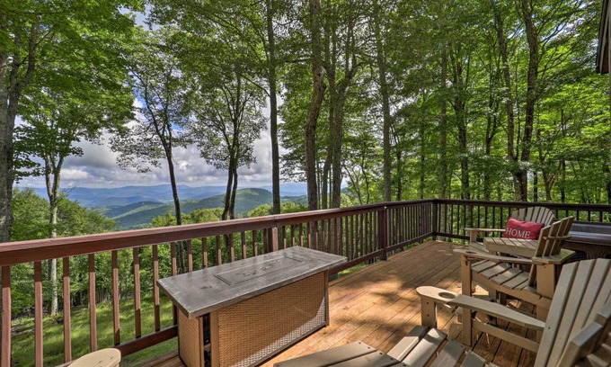 Beech Mountain House | 195 m² House ∙ 3 bedrooms ∙ 8 guests