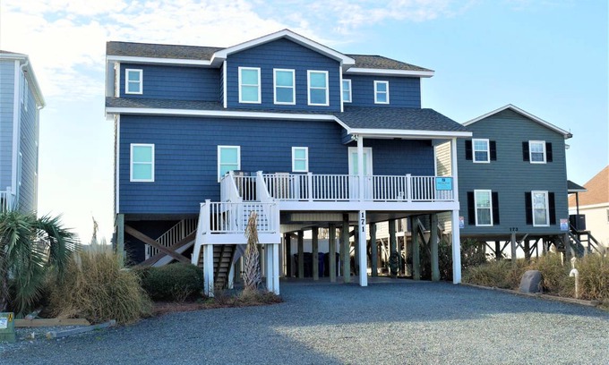 Holden Beach House | 197 m² House ∙ 4 bedrooms ∙ 8 guests