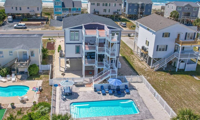 Holden Beach House | 198 m² House ∙ 4 bedrooms ∙ 9 guests