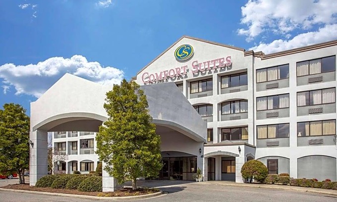 Lumberton Hotel | 2-Star Hotel ∙ Comfort Suites Lumberton