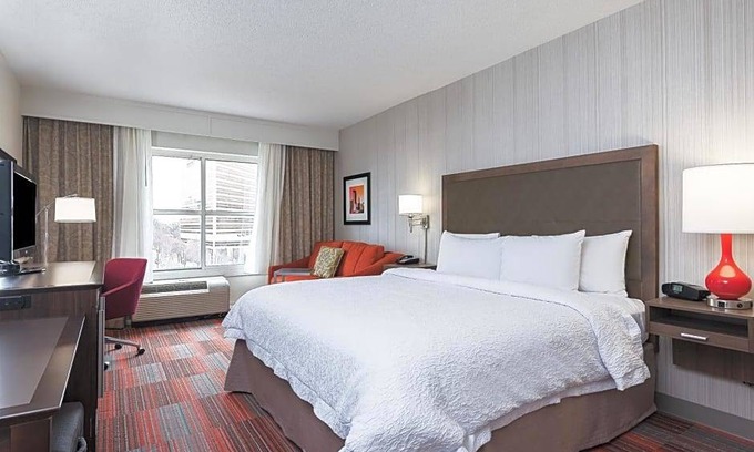 Second Ward Hotel | 2-Star Hotel ∙ Hampton Inn Charlotte Uptown