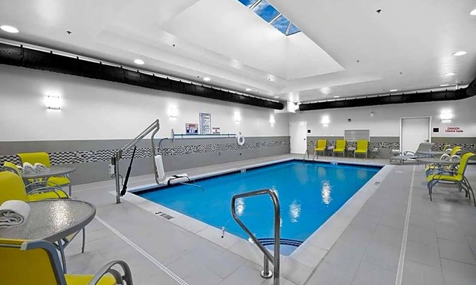 Glenwood South Hotel | 2-Star Hotel ∙ Hampton Inn & Suites - Raleigh Downtown