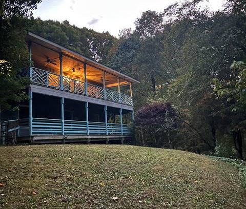 Wolf Laurel House | 201 m² House ∙ 3 bedrooms ∙ 8 guests