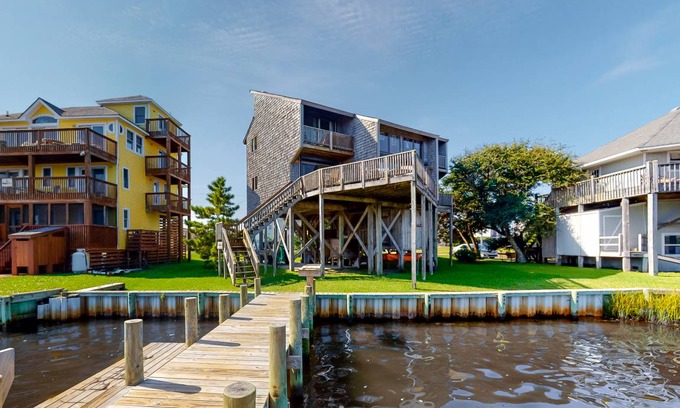 Brigands' Bay House | 202 m² House ∙ 3 bedrooms ∙ 6 guests