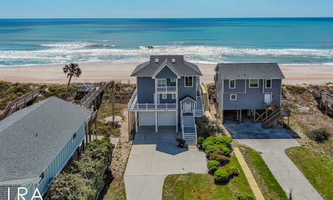 North Topsail Beach House | 205 m² House ∙ 3 bedrooms ∙ 6 guests