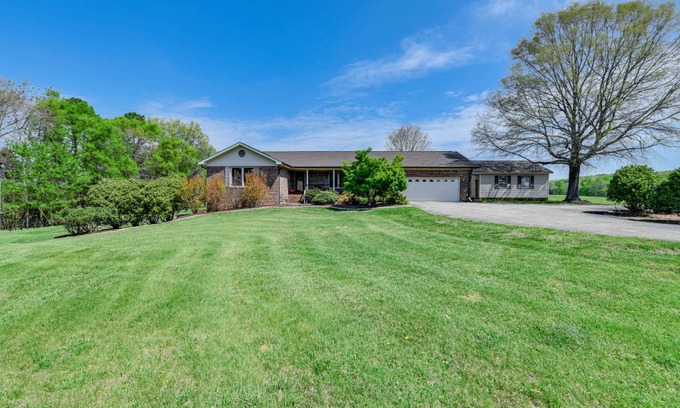 Southmont House | 212 m² House ∙ 3 bedrooms ∙ 6 guests