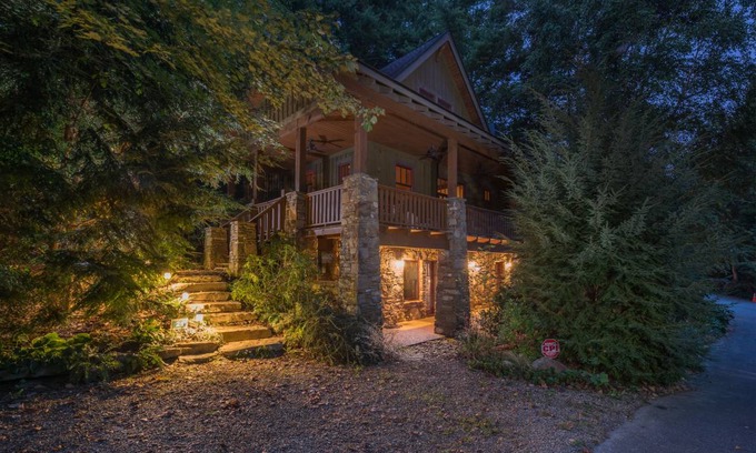 Cheshire Cabin | 215 m² Cabin ∙ 4 bedrooms ∙ 8 guests