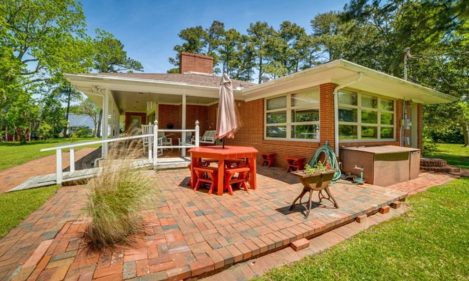 Morehead City House | 232 m² House ∙ 3 bedrooms ∙ 6 guests