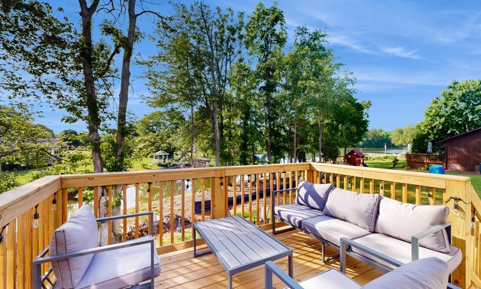 Southmont House | 232 m² House ∙ 4 bedrooms ∙ 12 guests