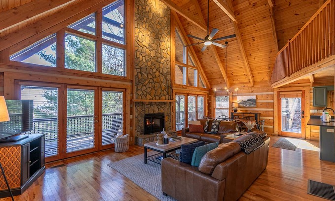 Deep Gap Cabin | 237 m² Cabin ∙ 4 bedrooms ∙ 10 guests