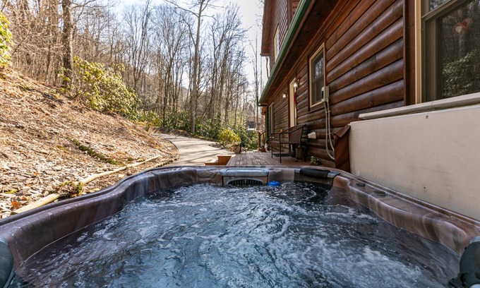 Banner Elk Cabin | 238 m² Cabin ∙ 4 bedrooms ∙ 10 guests