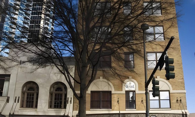 Charlotte Center City Hotel | 240 m² Hotel ∙ 127 guests
