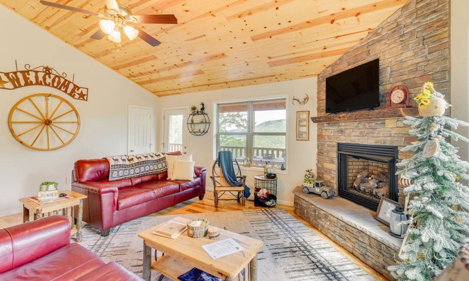 Murphy House | 241 m² House ∙ 3 bedrooms ∙ 9 guests